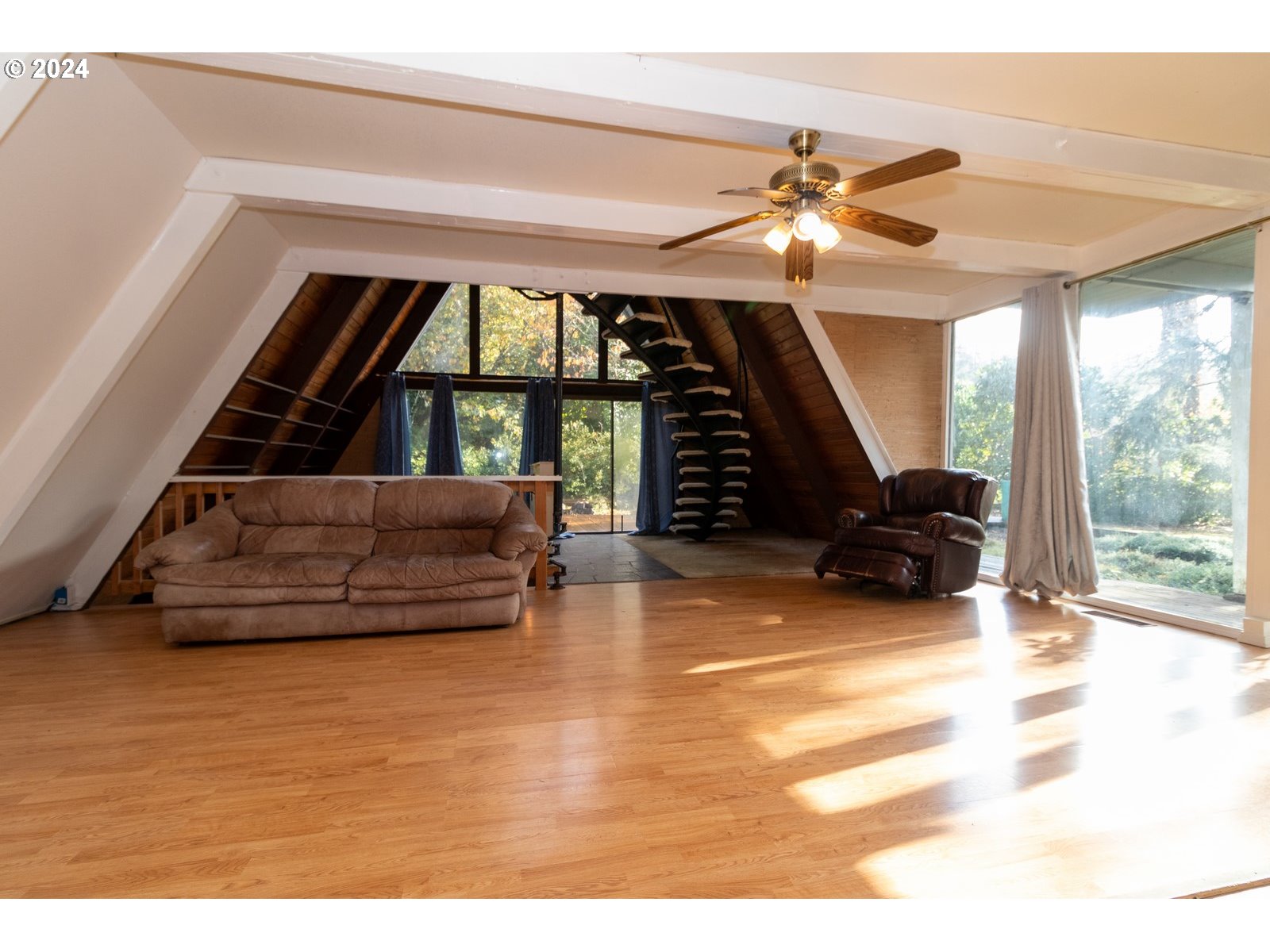83306 Clear Lake Road Florence, OR 97439 - Photo 19 of 44