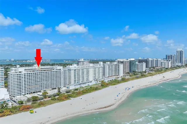 $3,900 | 5555 Collins Avenue, Unit 16B, Miami Beach, FL 33140