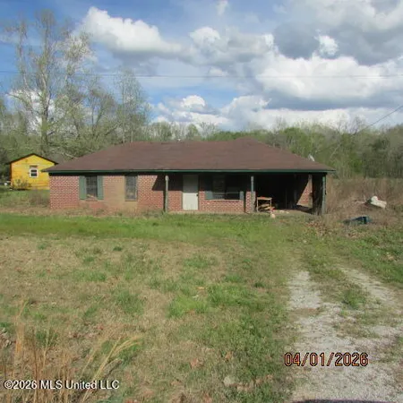 $75,000 | 5737 South Old Highway, Waterford, MS 38685