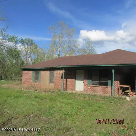 $75,000 | 5737 South Old Highway, Waterford, MS 38685