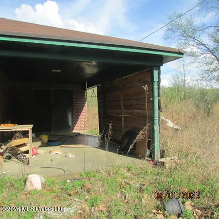 $75,000 | 5737 South Old Highway, Waterford, MS 38685