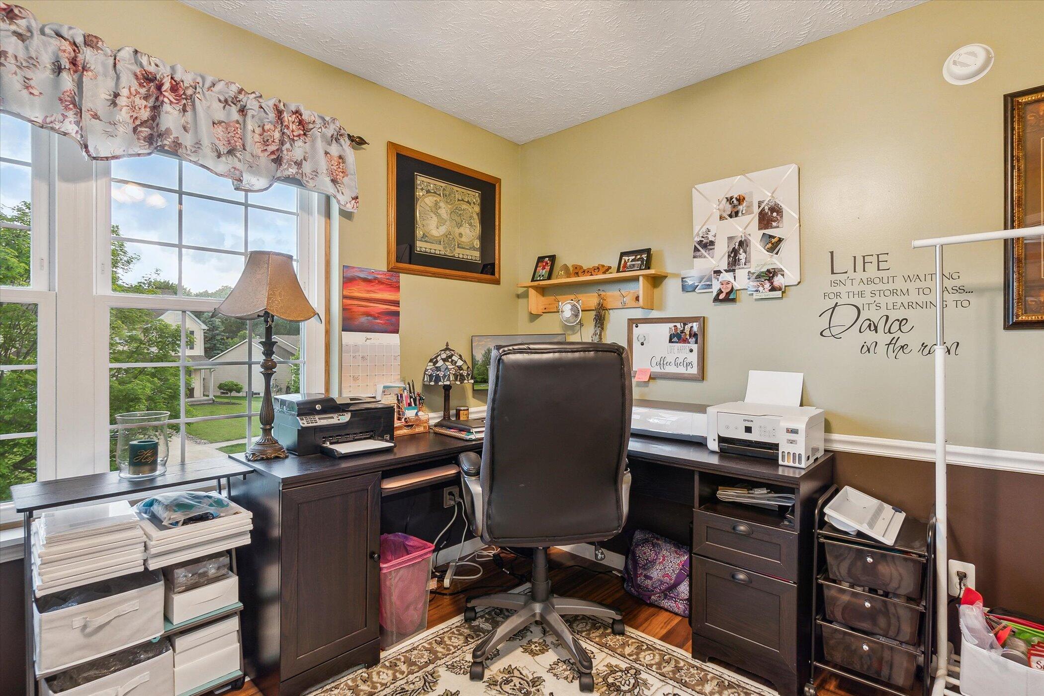 737 Dewars Street Howell, MI 48843 - Photo 22 of 48 17-737-Dewars-St-Howell-MI-48843-WindowS