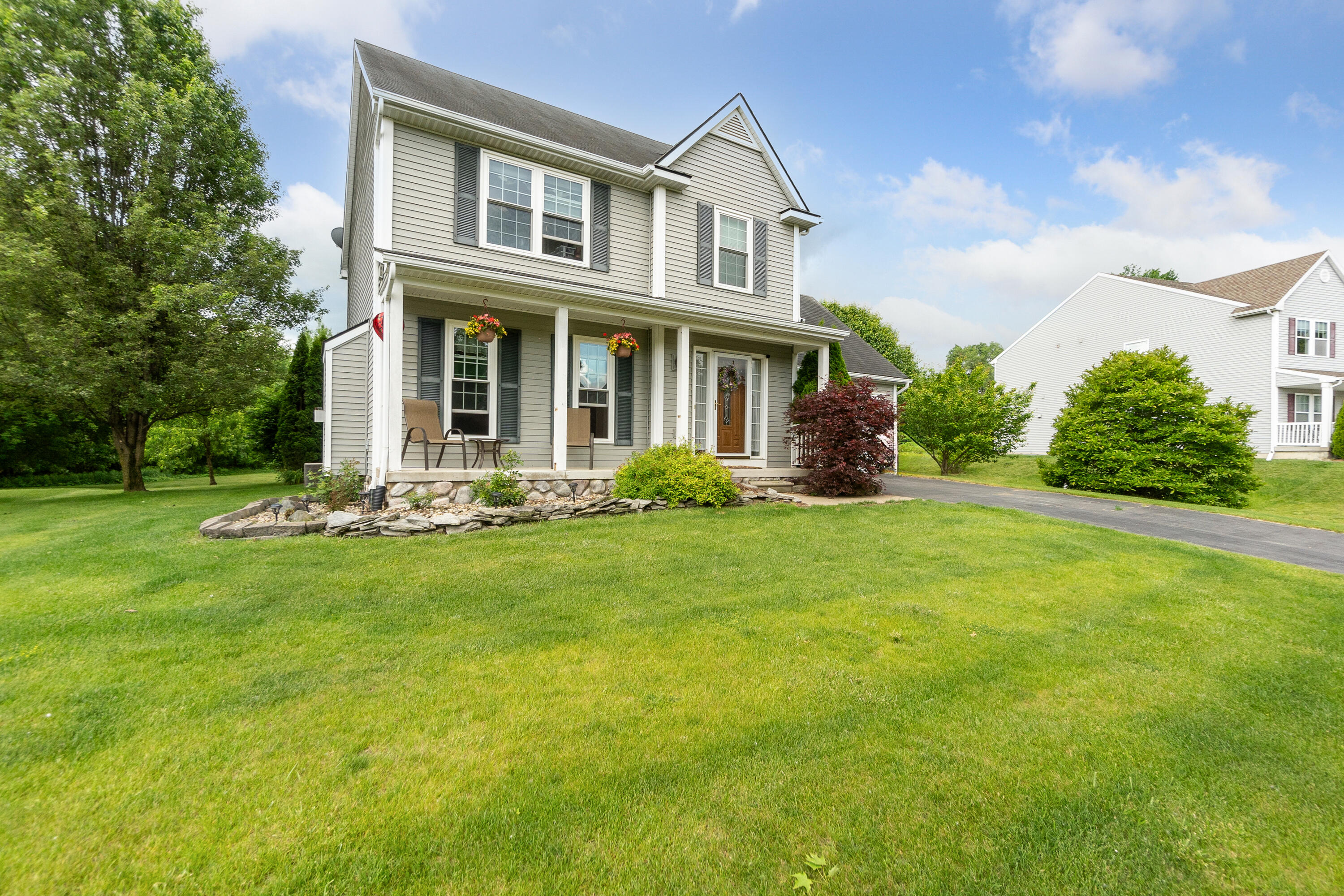 737 Dewars Street Howell, MI 48843 - Photo 5 of 48 737-Dewars-St-Howell-MI-48843-WindowStil