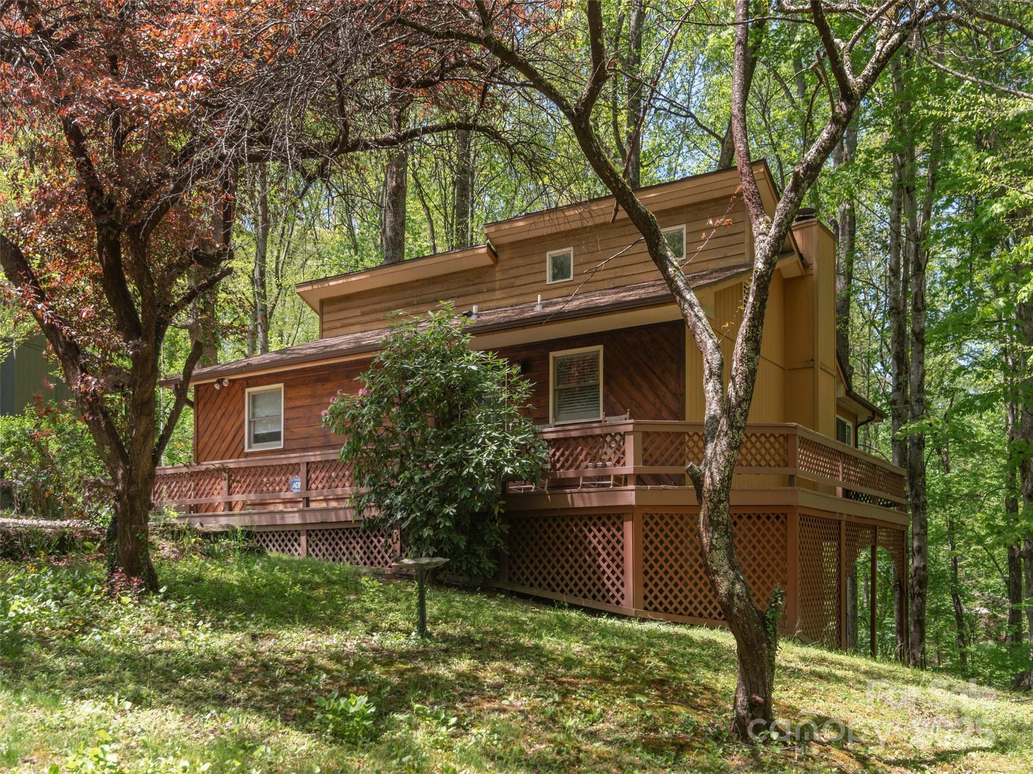 120 Blue Jay Loop Maggie Valley, NC 28751 - Photo 5 of 23