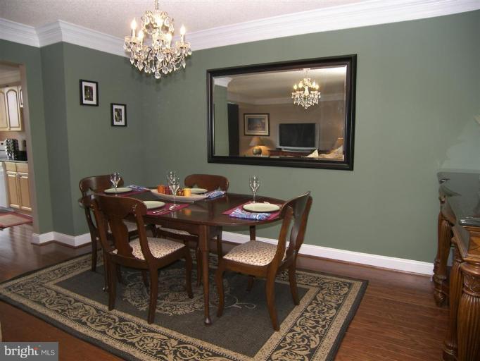 1800 Old Meadow Road, Unit 1213 McLean, VA 22102 - Photo 8 of 29 Dining Room #2