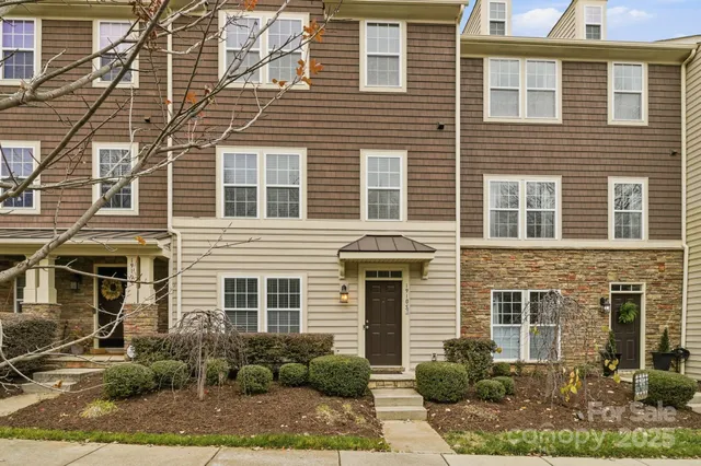 $475,000 | 19105 Chandlers Landing Drive, Cornelius, NC 28031