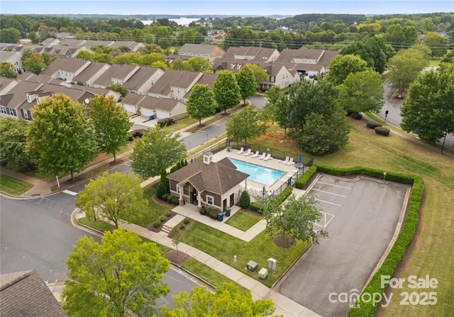 $475,000 | 19105 Chandlers Landing Drive, Cornelius, NC 28031