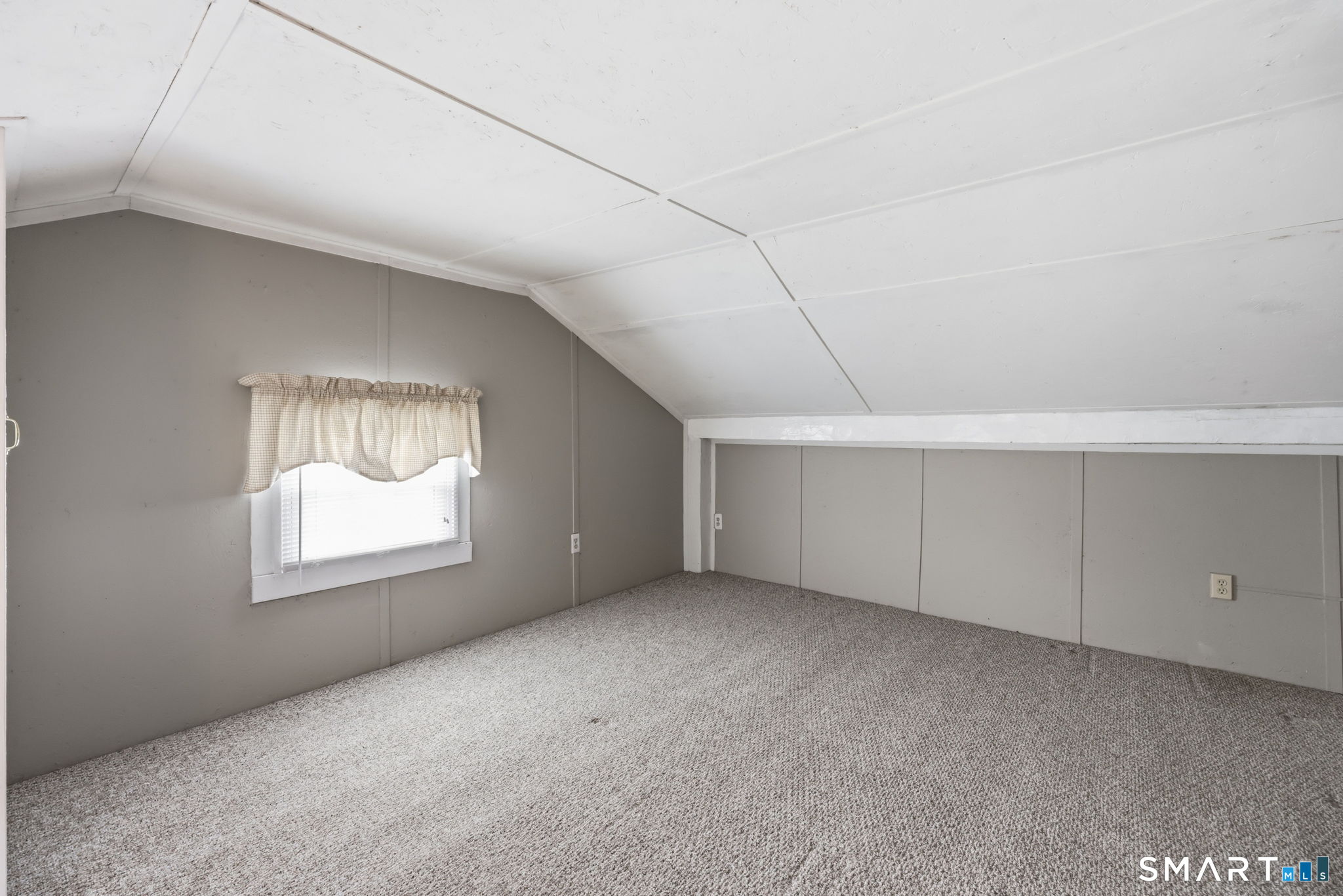 137 Parmelee Hill Road Durham, CT 06422 - Photo 35 of 38 Accessory Apartment 2nd floor Office