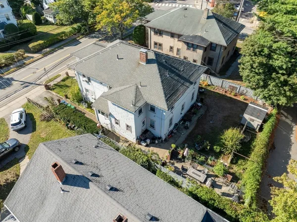 $2,675,000 | 1623 Centre Street, Newton, MA 02461