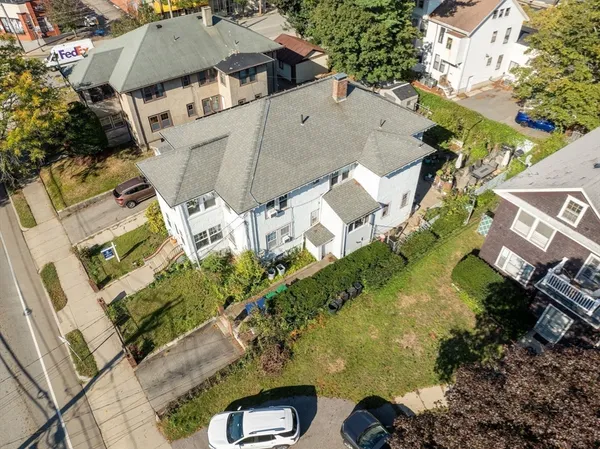 $2,675,000 | 1623 Centre Street, Newton, MA 02461