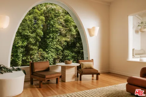 $5,299,000 | 2177 Fern Dell Place, Los Angeles, CA 90068