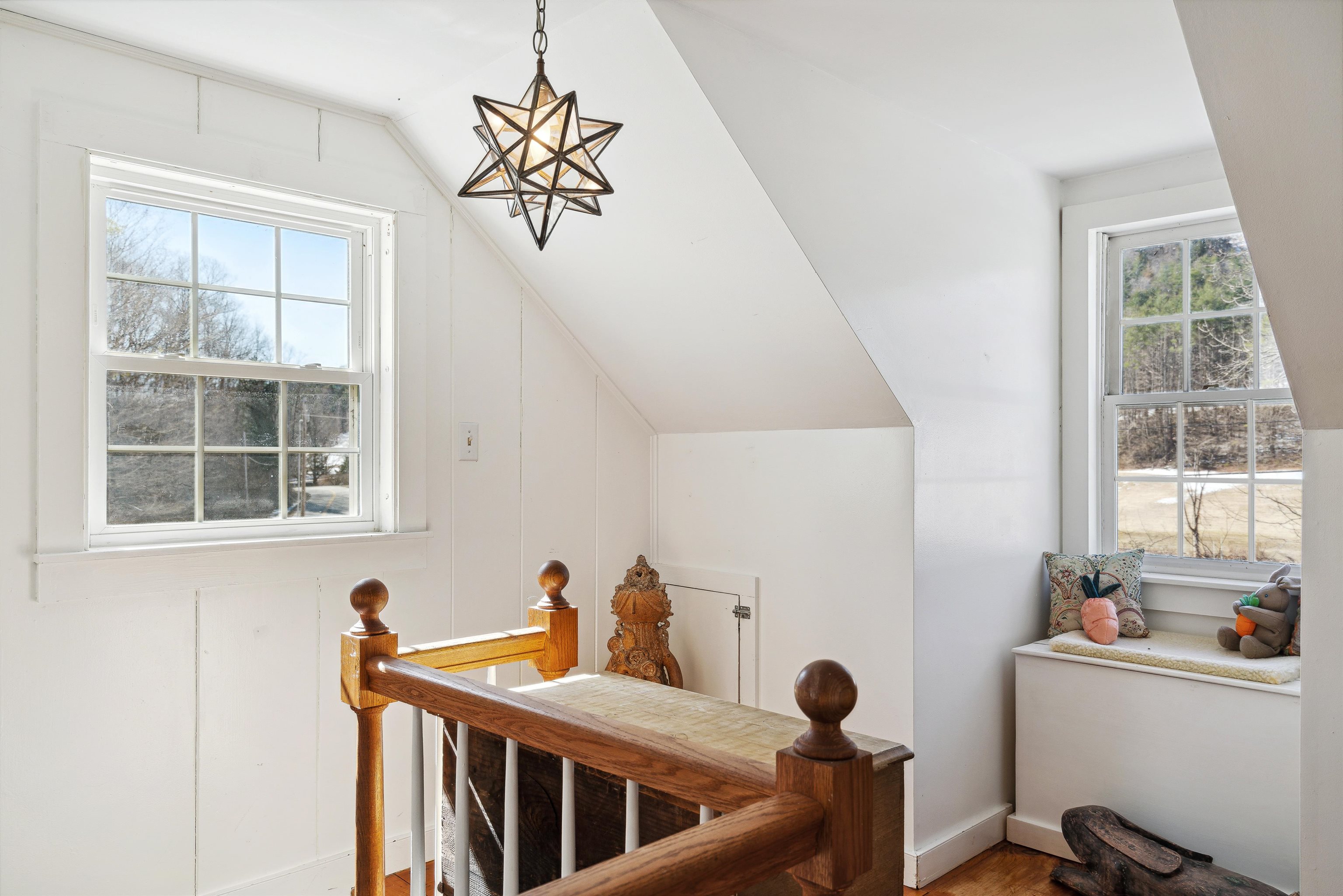 420 Stage Road Pomfret, VT 05067 - Photo 7 of 27