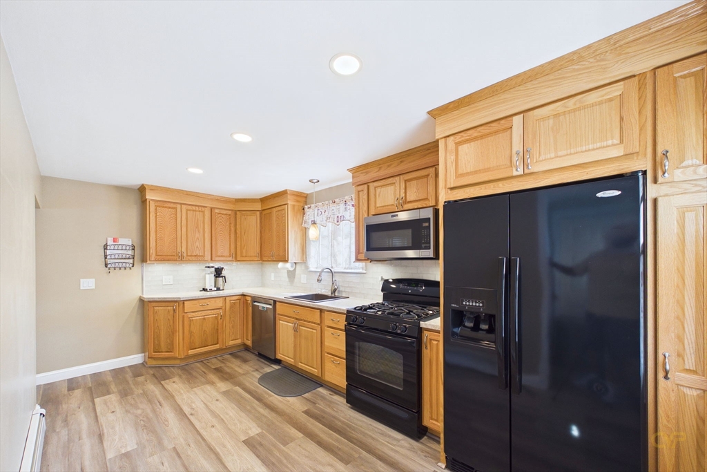 261 Ames Street Fall River, MA 02721 - Photo 7 of 32 Gallery Image 7