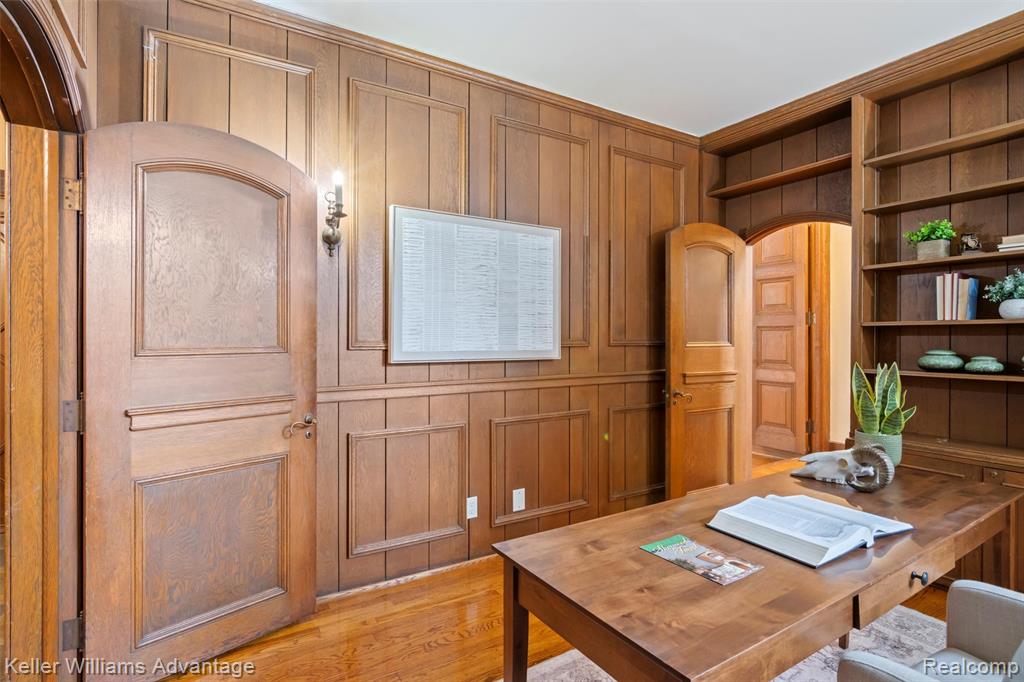 19675 Stratford Road Detroit, MI 48221 - Photo 22 of 56