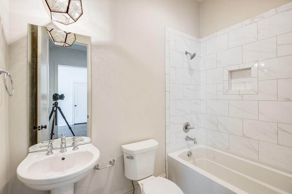 5622 Valley View Road Brentwood, TN 37027 - Photo 5 of 28 a bathroom with a sink a toilet and shower