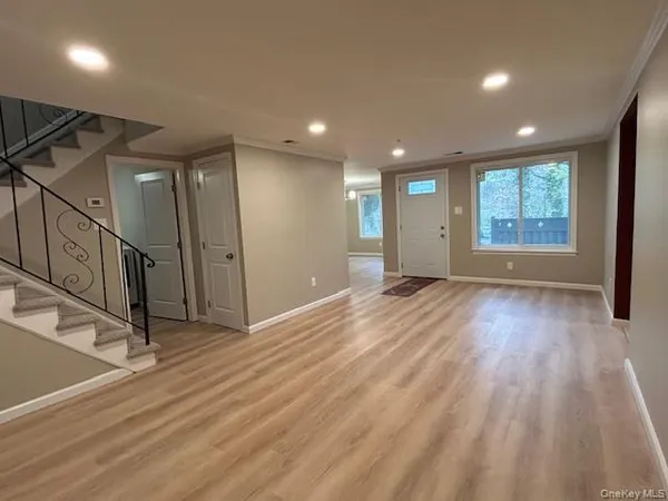 $499,000 | 594 Blue Ridge Drive, Medford, NY 11763
