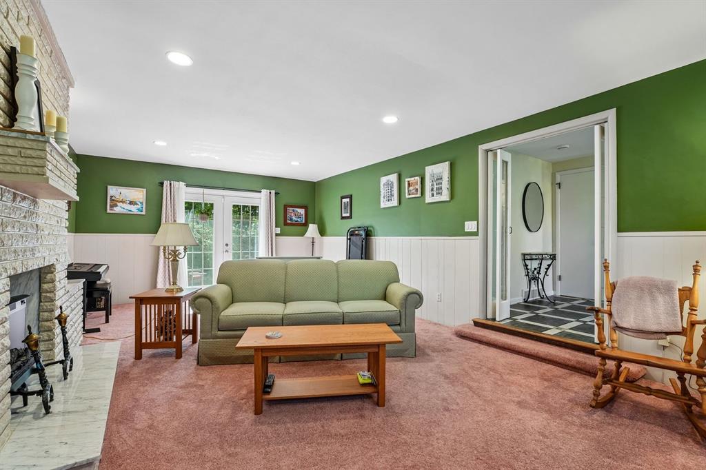3749 Margate Road Pittsburgh, PA 15221 - Photo 4 of 33 Gallery Image 4