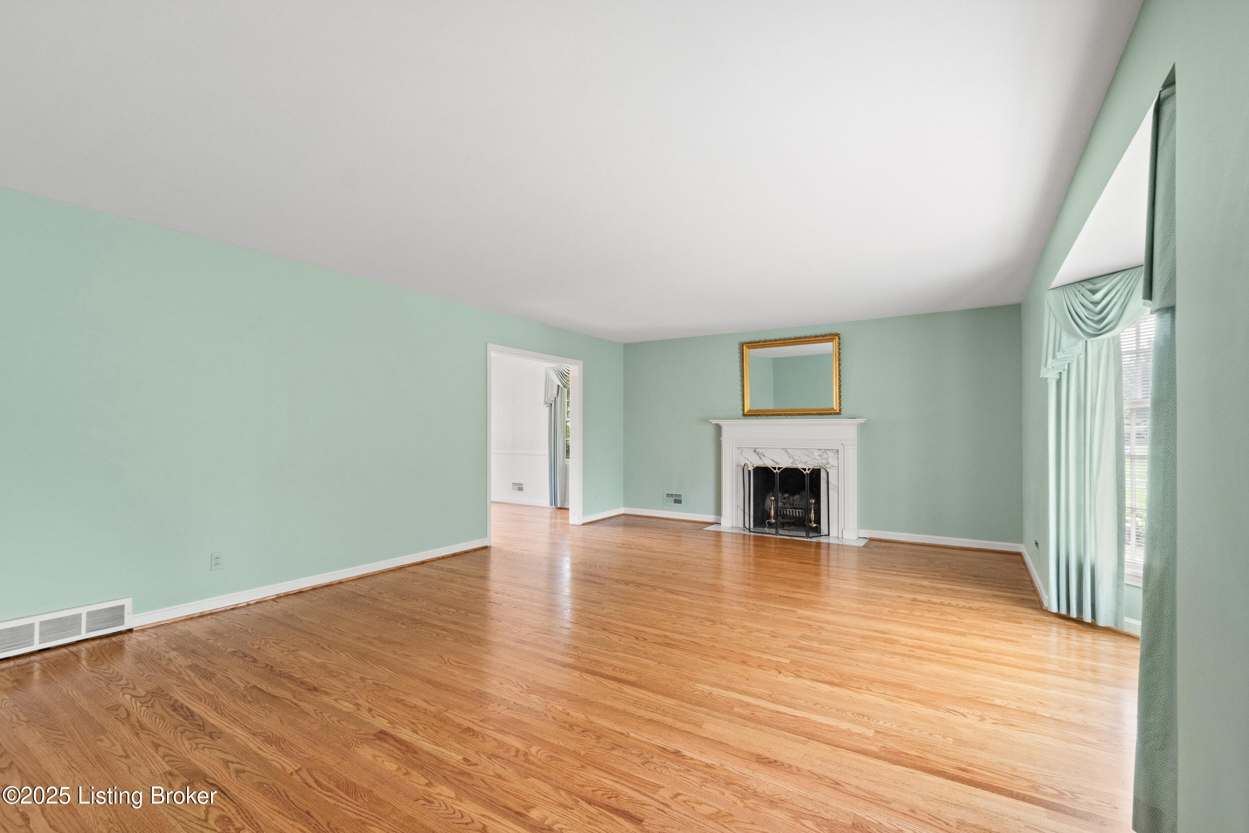 3505 Graham Road Louisville, KY 40207 - Photo 10 of 65 dsc04457