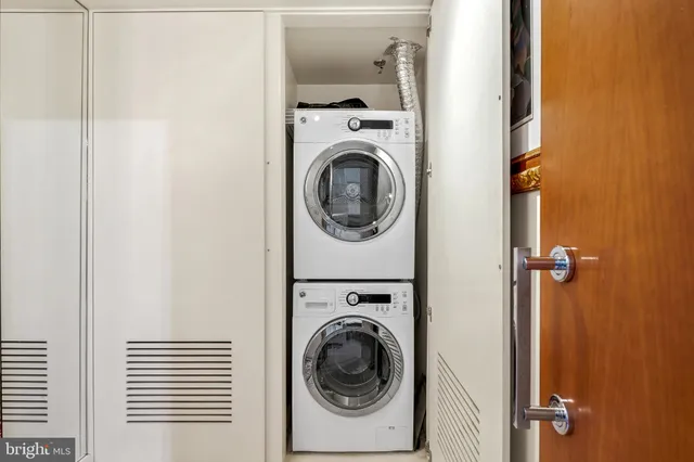 $414,000 | 701 Pennsylvania Avenue Northwest, Unit 1109, Washington, DC 20004