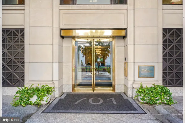 $414,000 | 701 Pennsylvania Avenue Northwest, Unit 1109, Washington, DC 20004