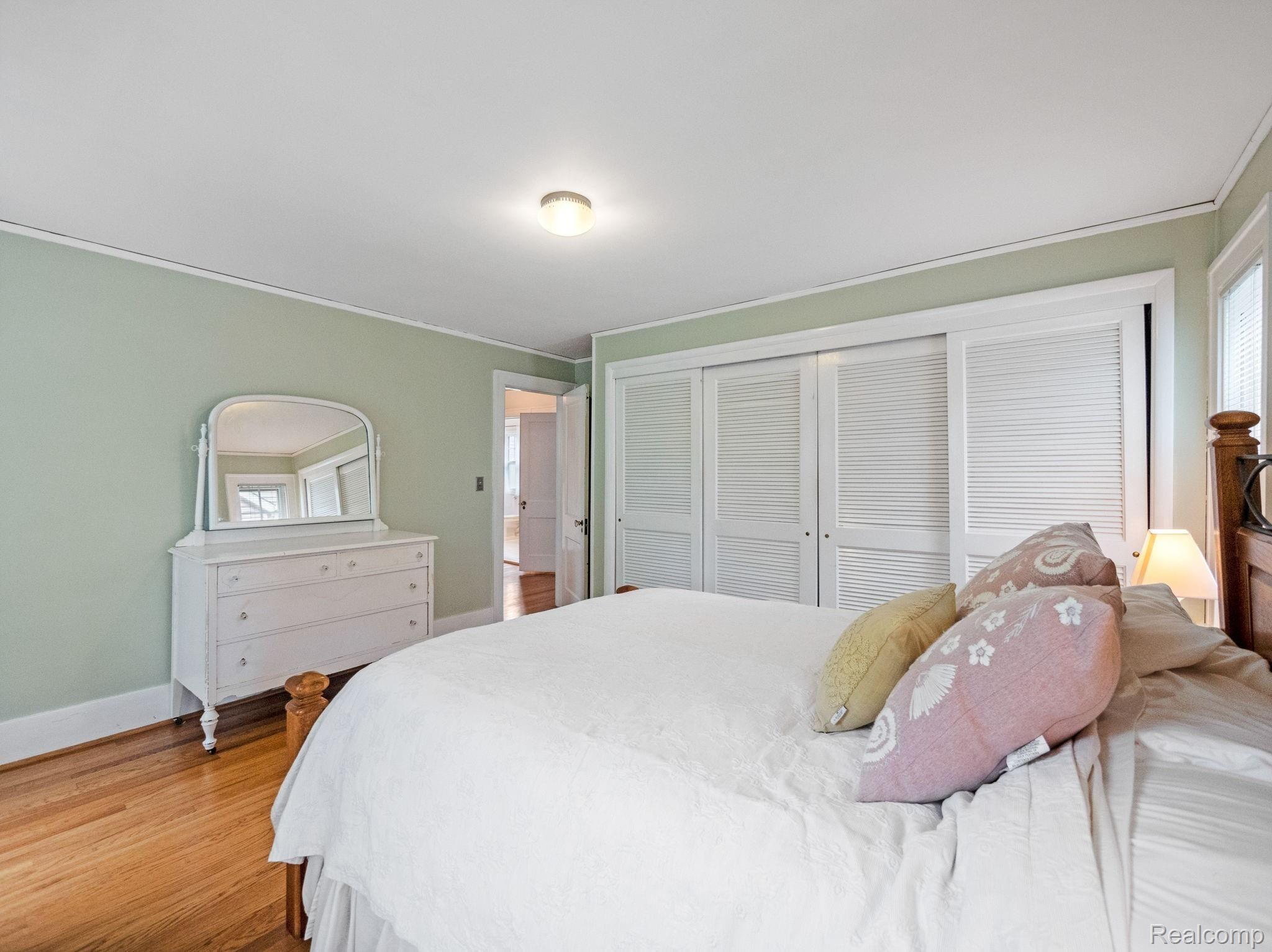 1072 Ridgedale Avenue Birmingham, MI 48009 - Photo 25 of 51 BEDROOM #1