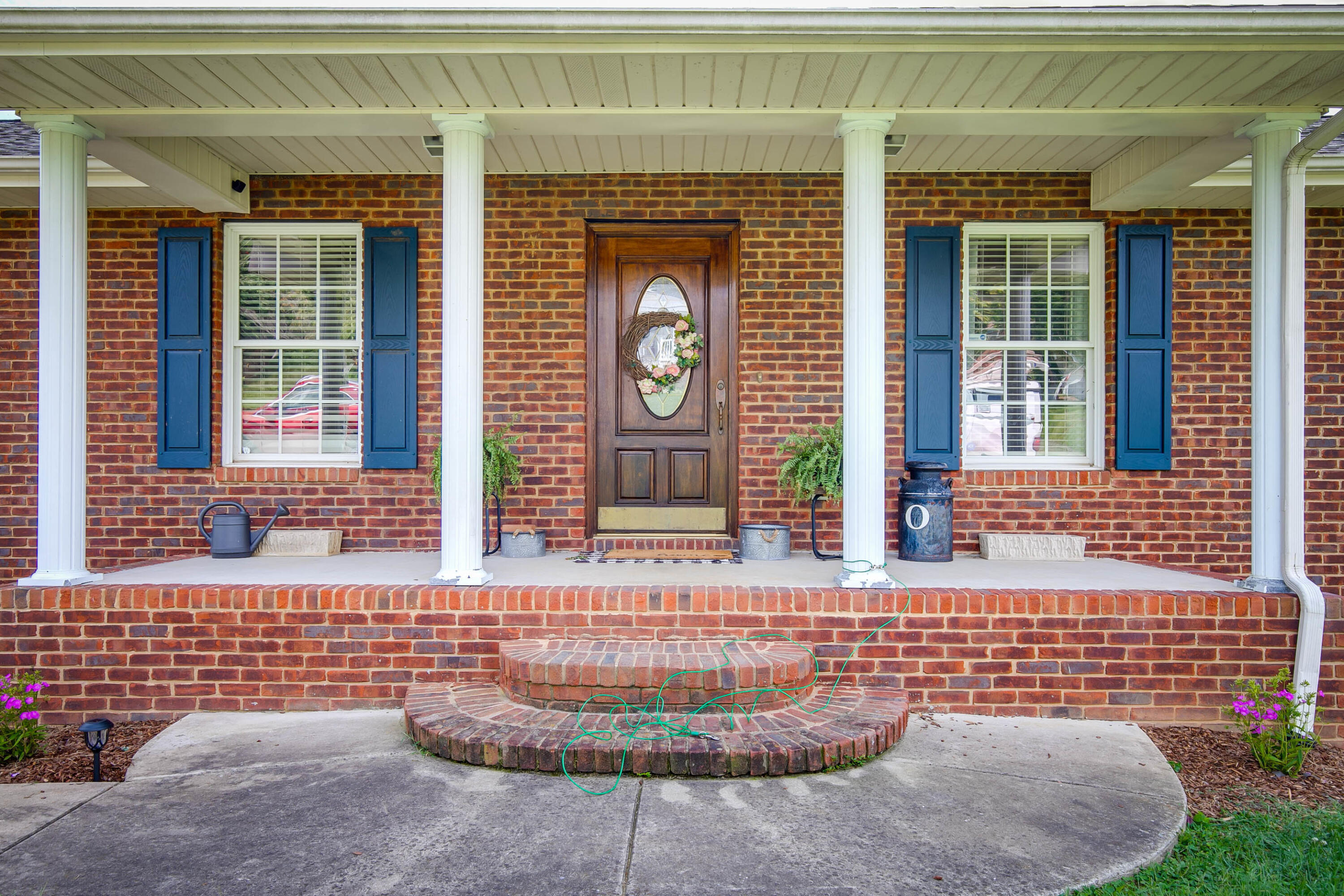 2113 Sandy Road Kingsport, TN 37660 - Photo 4 of 36 004_sandy-4