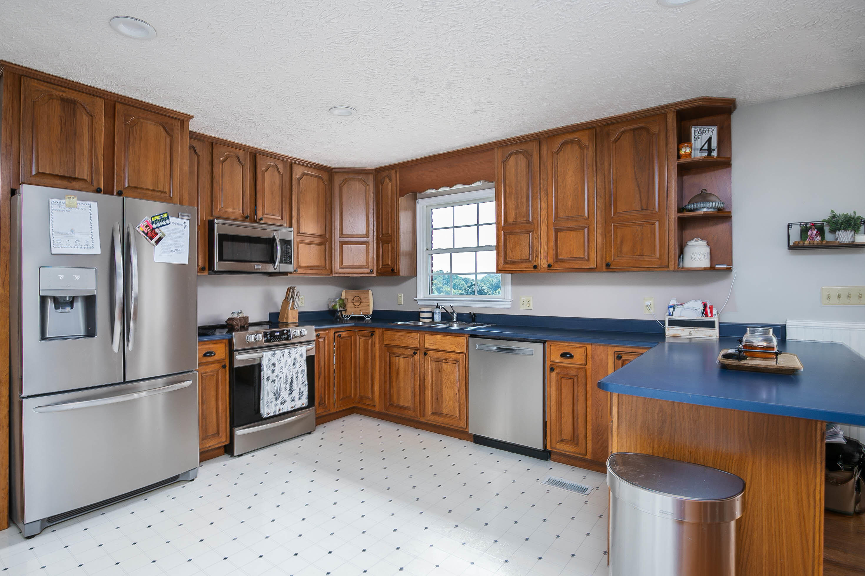 2113 Sandy Road Kingsport, TN 37660 - Photo 10 of 36 010_sandy-10