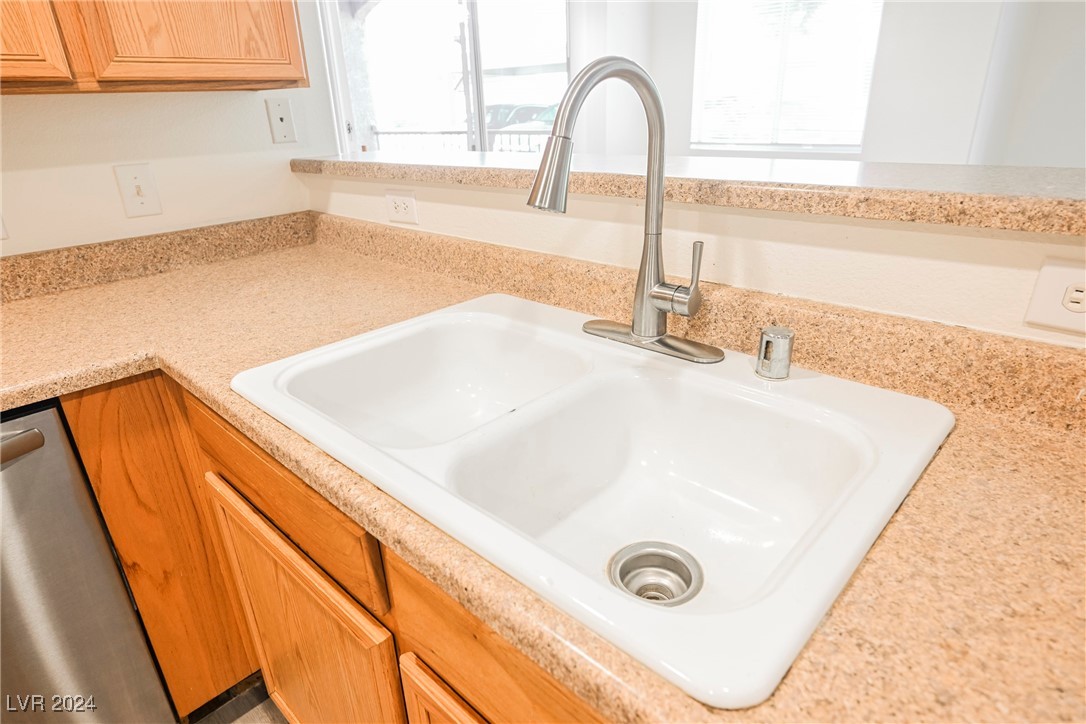 9580 West Reno Avenue, Unit 156 Las Vegas, NV 89148 - Photo 22 of 46