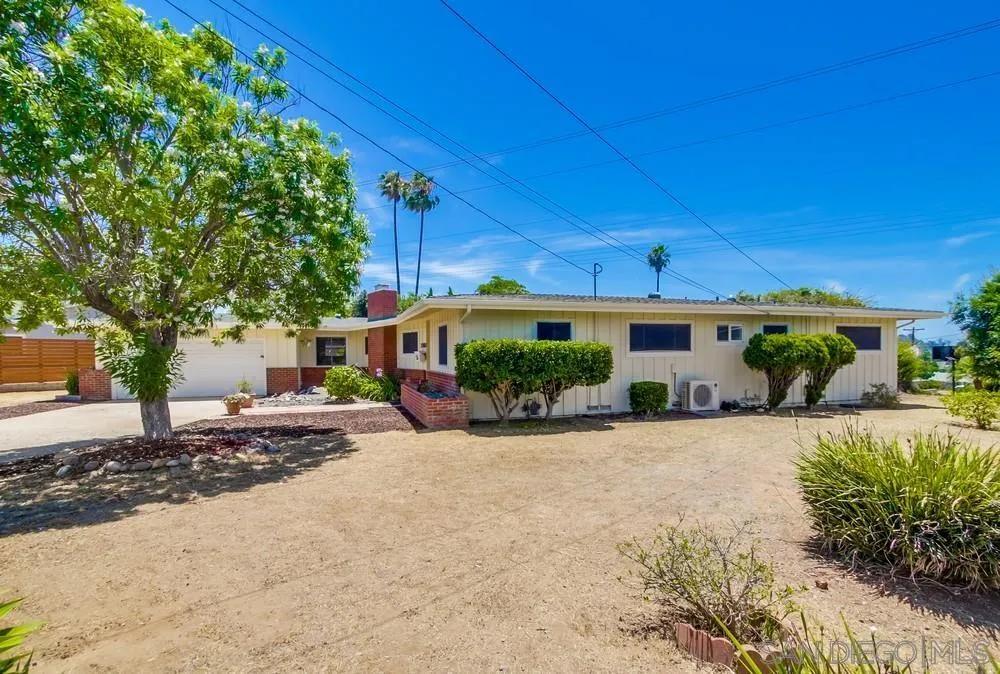 2015 Wedgemere Road El Cajon, CA 92020 - Photo 3 of 31 Gallery Image 3