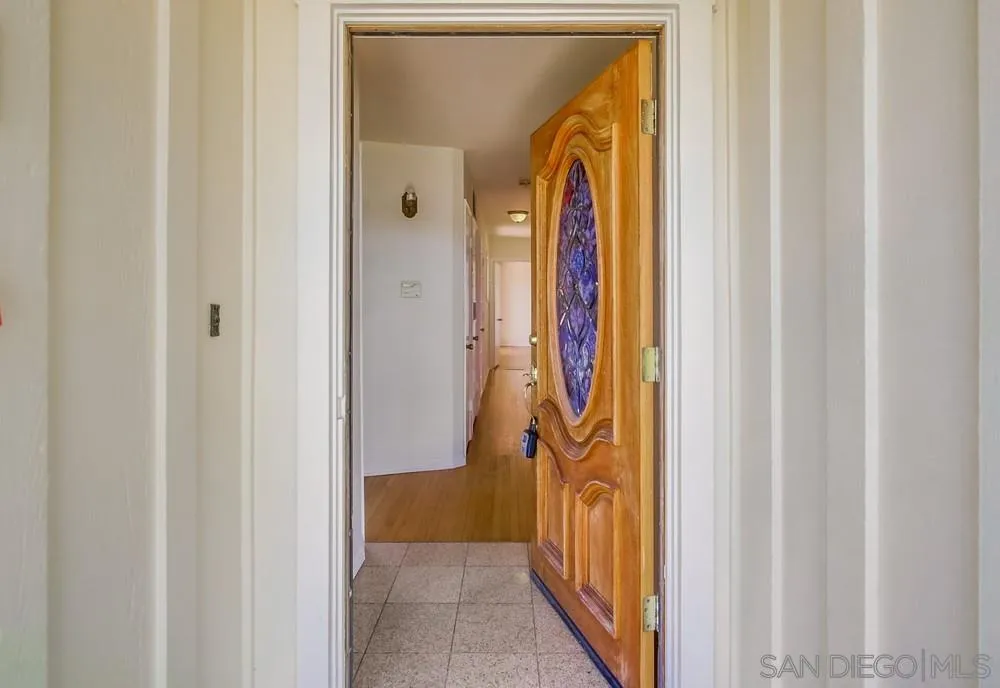 2015 Wedgemere Road El Cajon, CA 92020 - Photo 6 of 31 Gallery Image 6