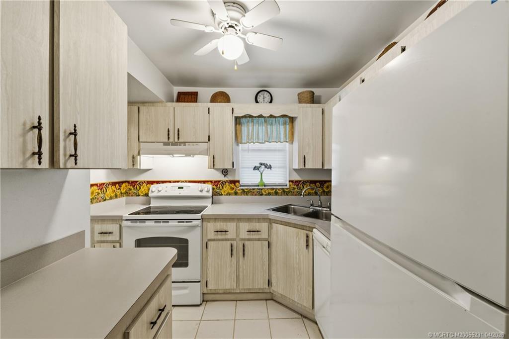 1955 Southwest Palm City Road, Unit I Stuart, FL 34994 - Photo 13 of 41