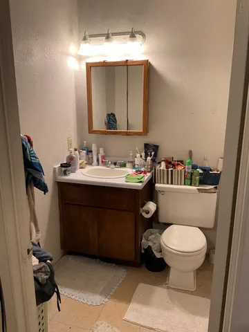 $295,000 | 700 South Corcoran Avenue, Avenal, CA 93204