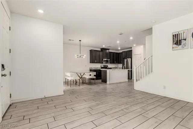 $359,000 | 965 Nevada State Drive, Unit 40102, Henderson, NV 89002