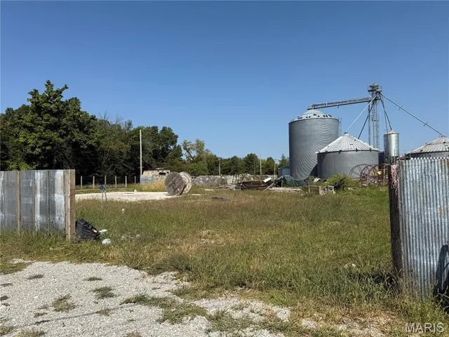 $29,495 | 103 East Howard Street, Bellflower, MO 63333