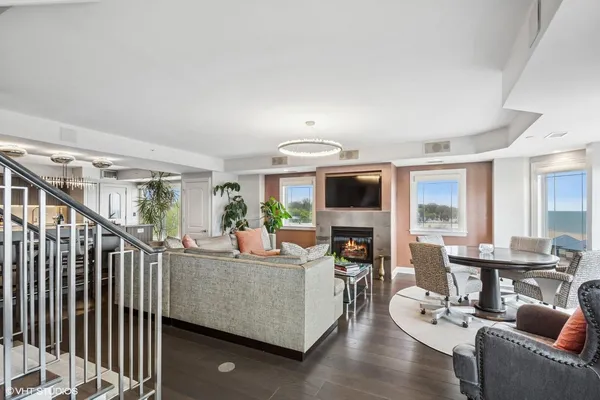 $2,950,000 | 200 Lake Street, Unit 7A/8A, St. Joseph, MI 49085