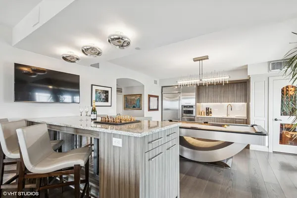 $2,950,000 | 200 Lake Street, Unit 7A/8A, St. Joseph, MI 49085