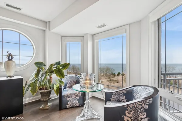 $2,950,000 | 200 Lake Street, Unit 7A/8A, St. Joseph, MI 49085