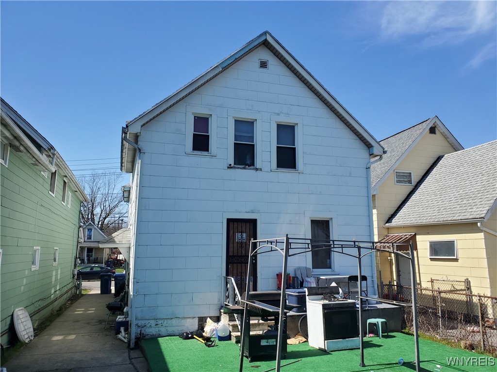 71 Poplar Avenue Buffalo, NY 14211 - Photo 2 of 14 Rear view