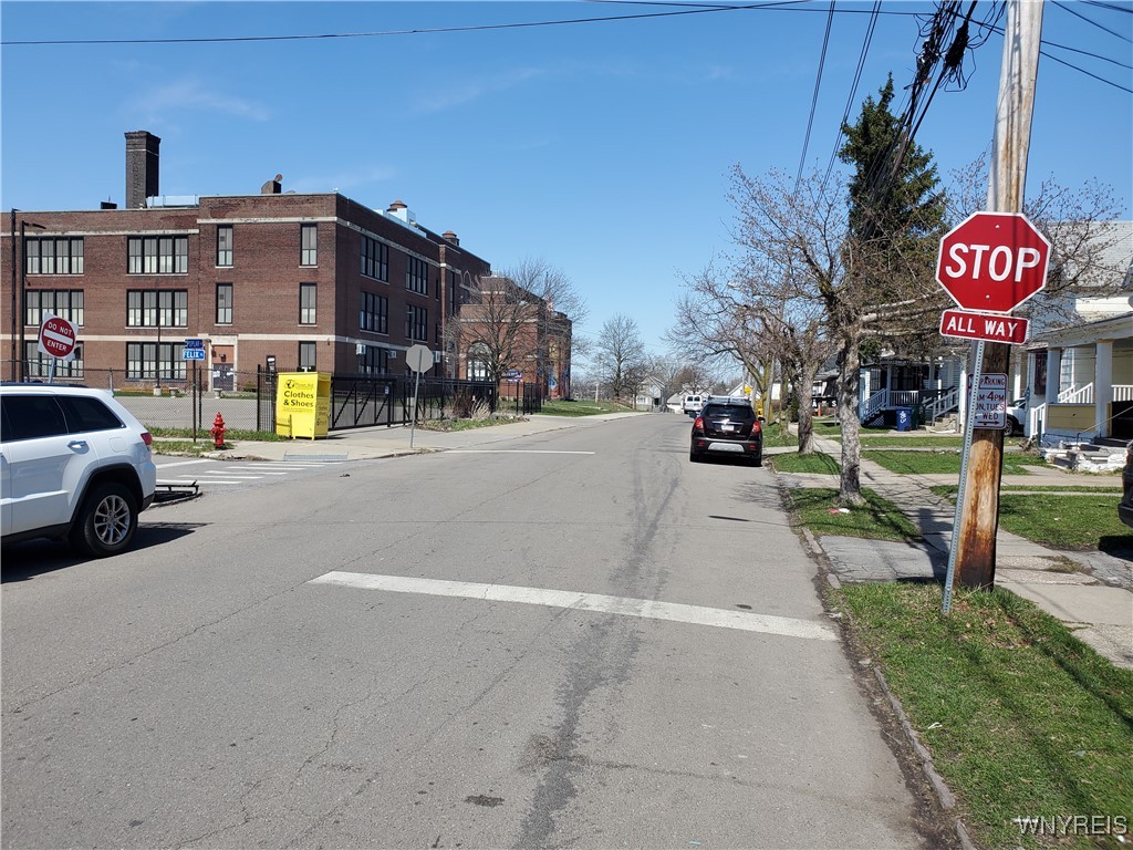 71 Poplar Avenue Buffalo, NY 14211 - Photo 4 of 14 Street view