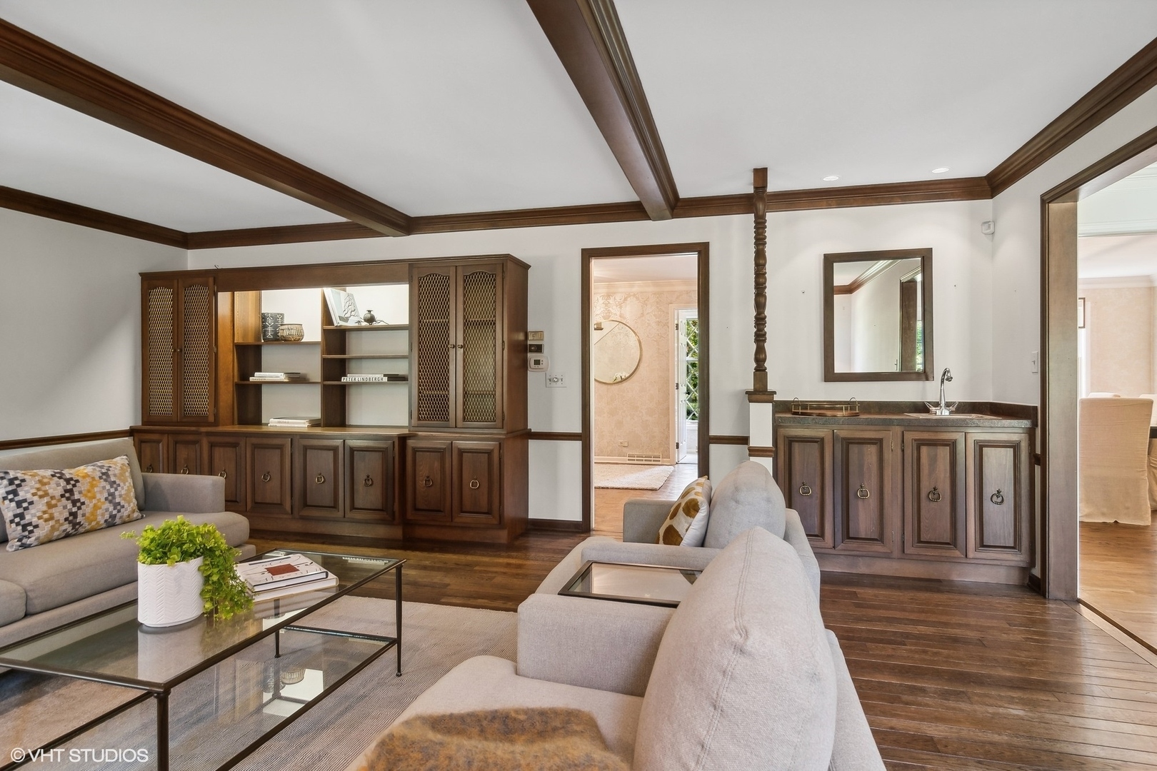 508 Forest Cove Road Lake Bluff, IL 60044 - Photo 10 of 38 a living room with furniture and a floor to ceiling window