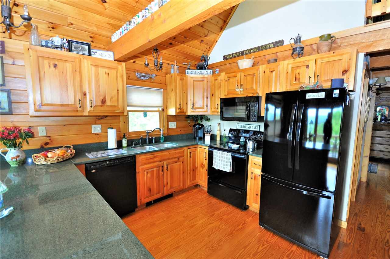 83 Sundown Road Bristol, NH 03222 - Photo 13 of 40