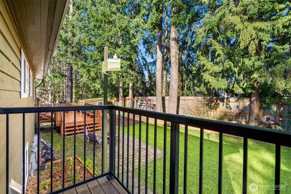$989,950 | 6427 182nd Place Southwest, Lynnwood, WA 98037