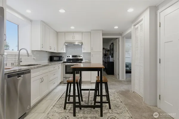 $989,950 | 6427 182nd Place Southwest, Lynnwood, WA 98037