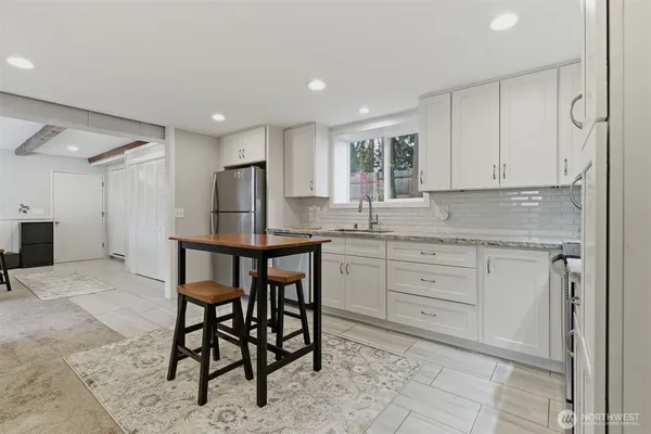 $989,950 | 6427 182nd Place Southwest, Lynnwood, WA 98037