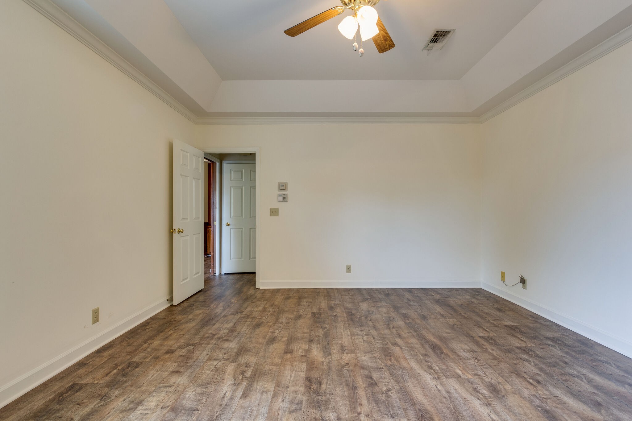 712 General George Patton Road Nashville, TN 37221 - Photo 18 of 35 a view of room