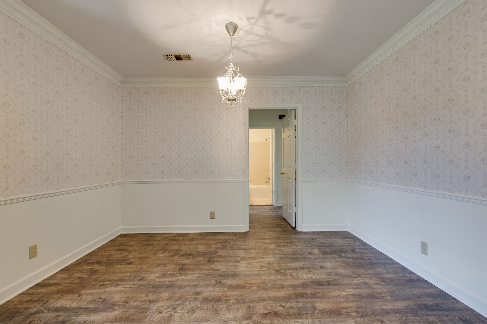 712 General George Patton Road Nashville, TN 37221 - Photo 8 of 35 a view of empty room with wooden floor