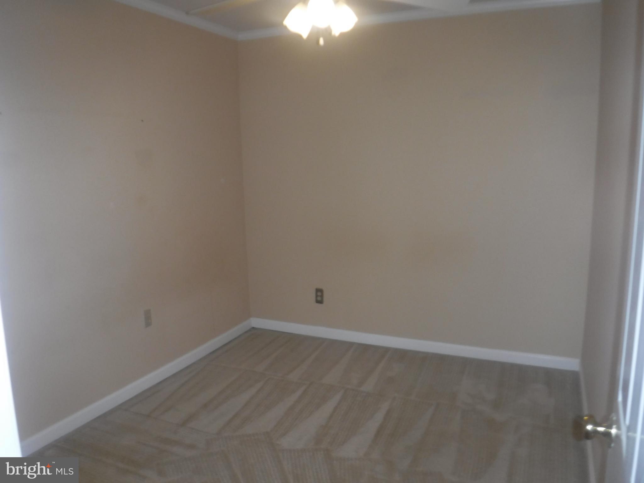 8714 Wadebrook Terrace Springfield, VA 22153 - Photo 32 of 35 Den-Lower Level