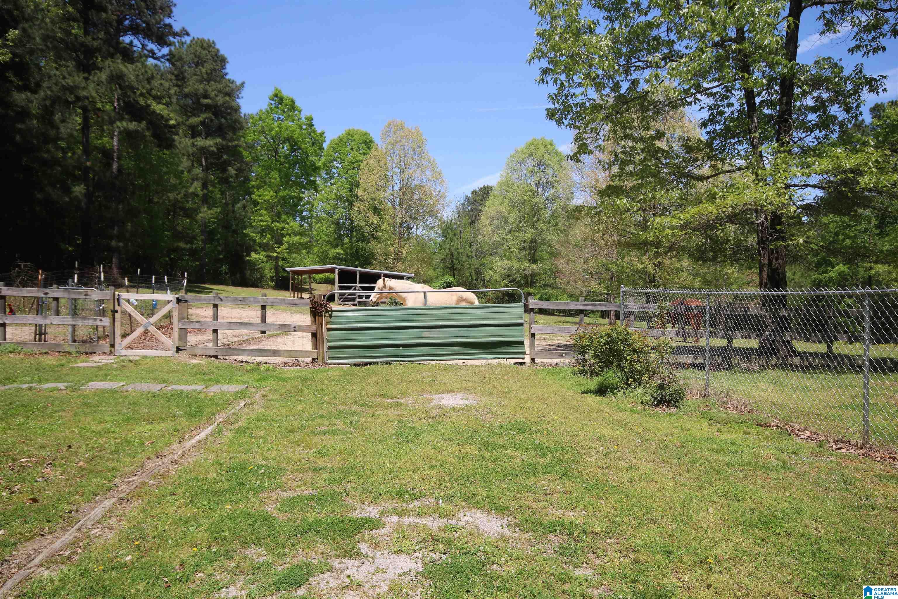 300 Hunters Xing Road Odenville, AL 35120 - Photo 11 of 42