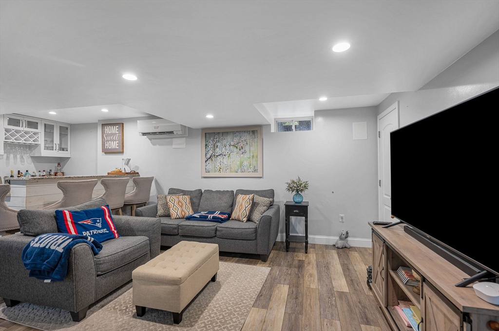 61 Saddle Road Dracut, MA 01826 - Photo 28 of 40