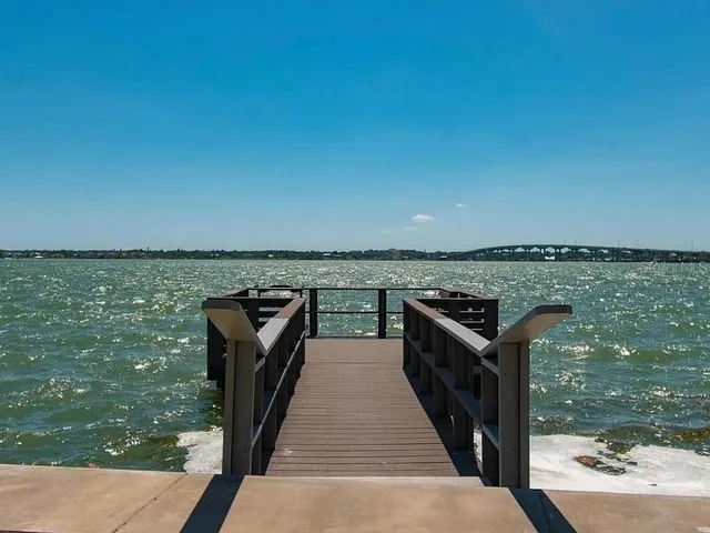 $3,550 | 117 15th Street, Belleair Beach, FL 33786